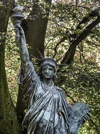 Statue of Liberty replica in Jardin du Luxembourg