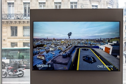 FlyView monitor and Rue du 4 Septembre