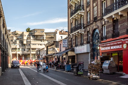 Saint-Denis, France retail and housing