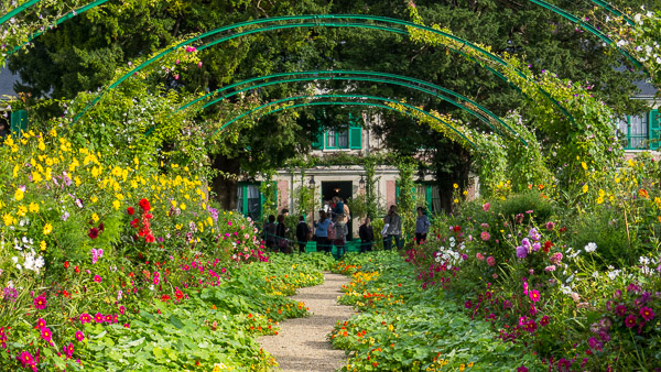 Giverny Day Trip by Train Paris for Visitors