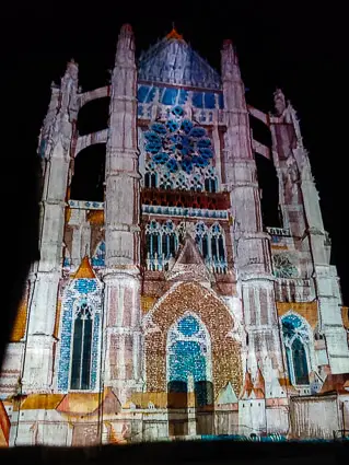 Beauvais Cathedral light show featuring tapestry weaving