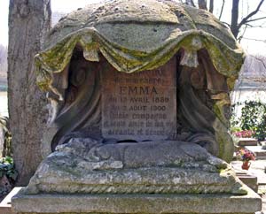 Emma tombstone at Cimetière des Chiens, PAris
