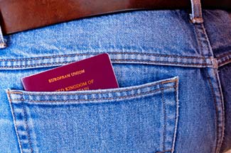 passport waiting for  pickpocket