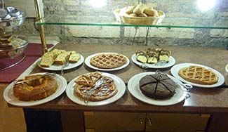 Hotel della Torre Argentina breakfast cakes and pastries
