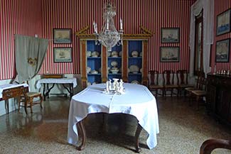 Palazzo Albrizzi dining room