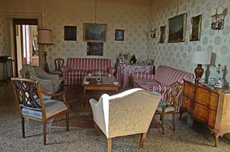 Palazzo Albrizzi living room
