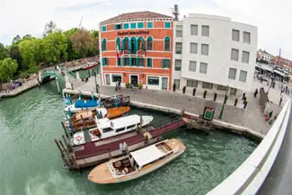puesto exótico Monumental Directions to Hotel Santa Chiara | Venice for Visitors
