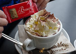 Hot chocolate in Serra dei Giardini coffee bar
