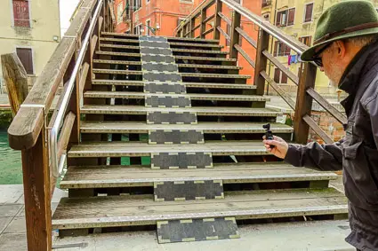 Venice bridge with wedges for carts and strollers