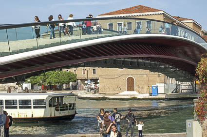 Ponte di Calatrava, Venice