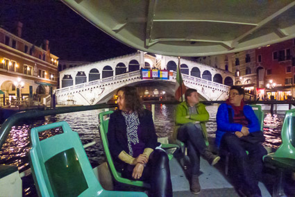 Rialto Bridge from aft seating of Vaporetto Linea 1