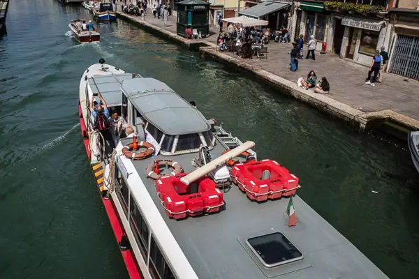 ACTV motoscafo at the Ponte delle Giglie.