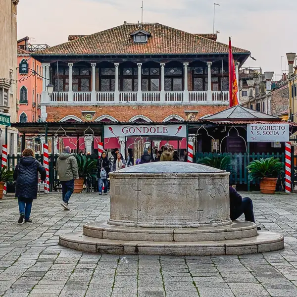 The traghetto pier at Campo Santa Sofia is attached to a large gondola station. You'll pass this square as you walk along the busy Strada Nova.