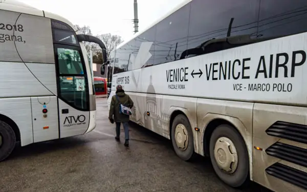 atvo buses at piazzale roma
