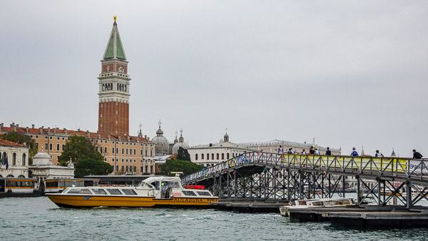 Pontoon bridge during Venice Marathon