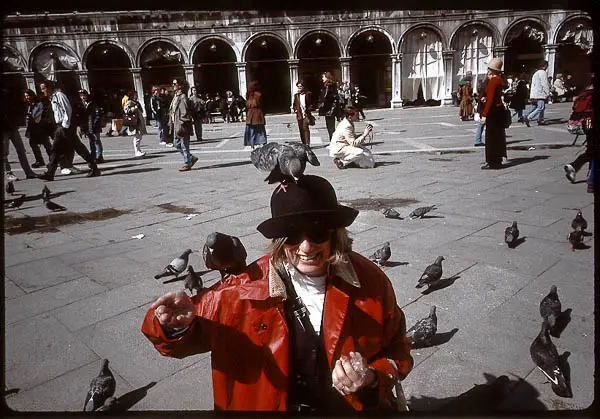 Pigeons and Cheryl Imboden in Venice, 1999