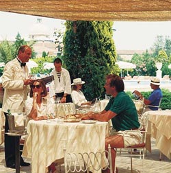 Hotel Cipriani - Poolside Restaurant