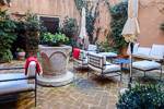 Hotel Casa Verardo courtyard photo