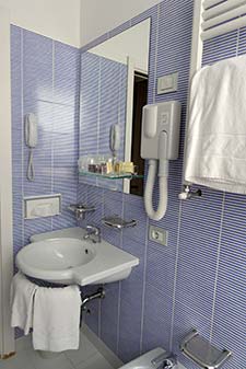 Bathroom in Best Western Hotel Bologna